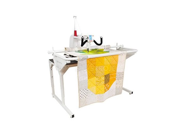 Quiltovací stroj s dlouhým ramenem Janome Quilt Maker Pro 16