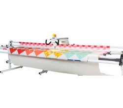 Quiltovací stroj s dlouhým ramenem Janome Quilt Maker Pro 18