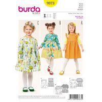 Střih Burda 9373 - Dětské šaty s kapsami