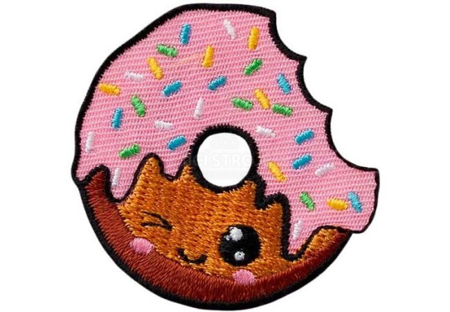 Nažehlovačka Donut s růžovou polevou 4,5 x 4,5 cm Monoquick