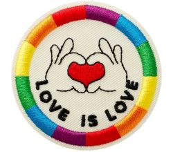 Nažehlovačka Love is Love 5,2 x 5,2 cm Monoquick