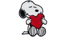 Nažehlovačka Snoopy se srdíčkem 7,5 x 5,5 cm Monoquick