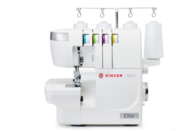 Overlock Singer SE017 - rozbalené