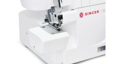 Overlock Singer SE017 - rozbalené